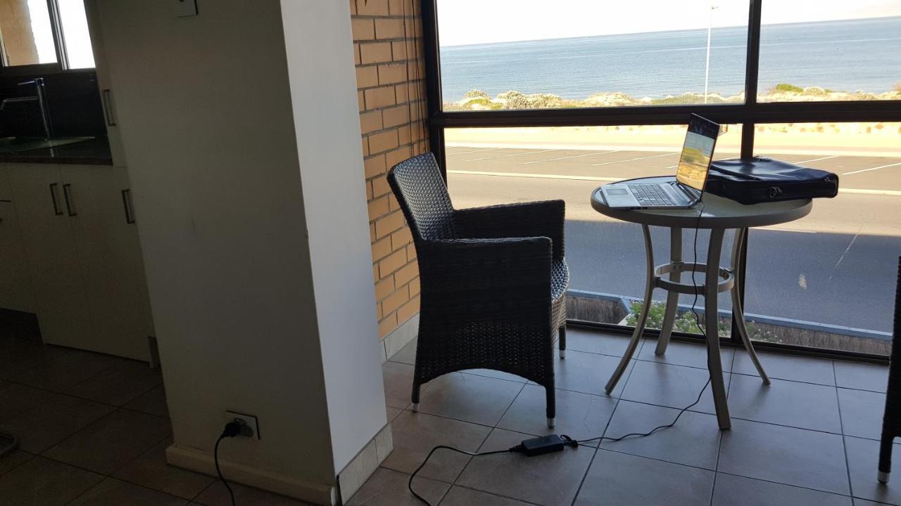 Acushla Accommodation West Beach Esterno foto